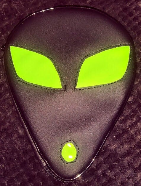 Black Alien make up pouch