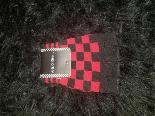 Checkered Fingerless Gloves (Red)